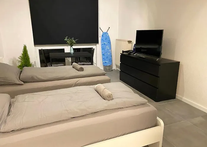 Sweet West - Contactless Check-in