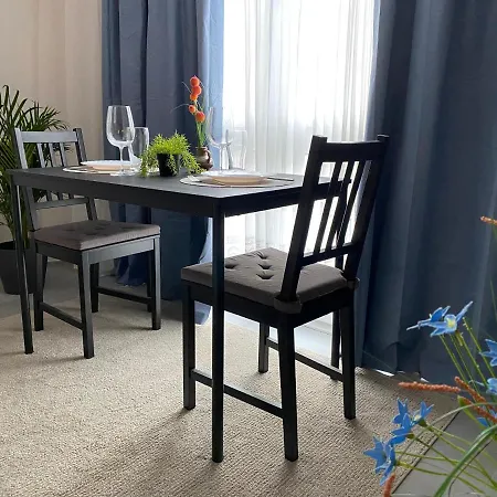 Sweet West - Contactless Check-in Apartment