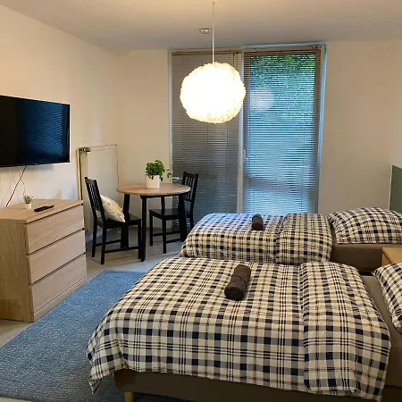 Sweet West - Contactless Check-in Lejlighed *