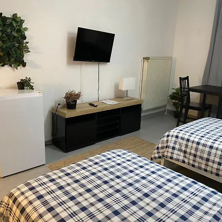 Sweet West - Contactless Check-in Apartment *