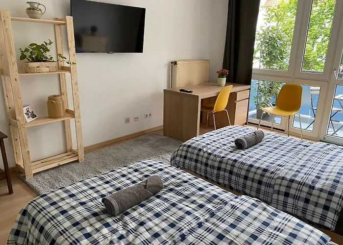 Sweet West - Contactless Check-in * Hannover